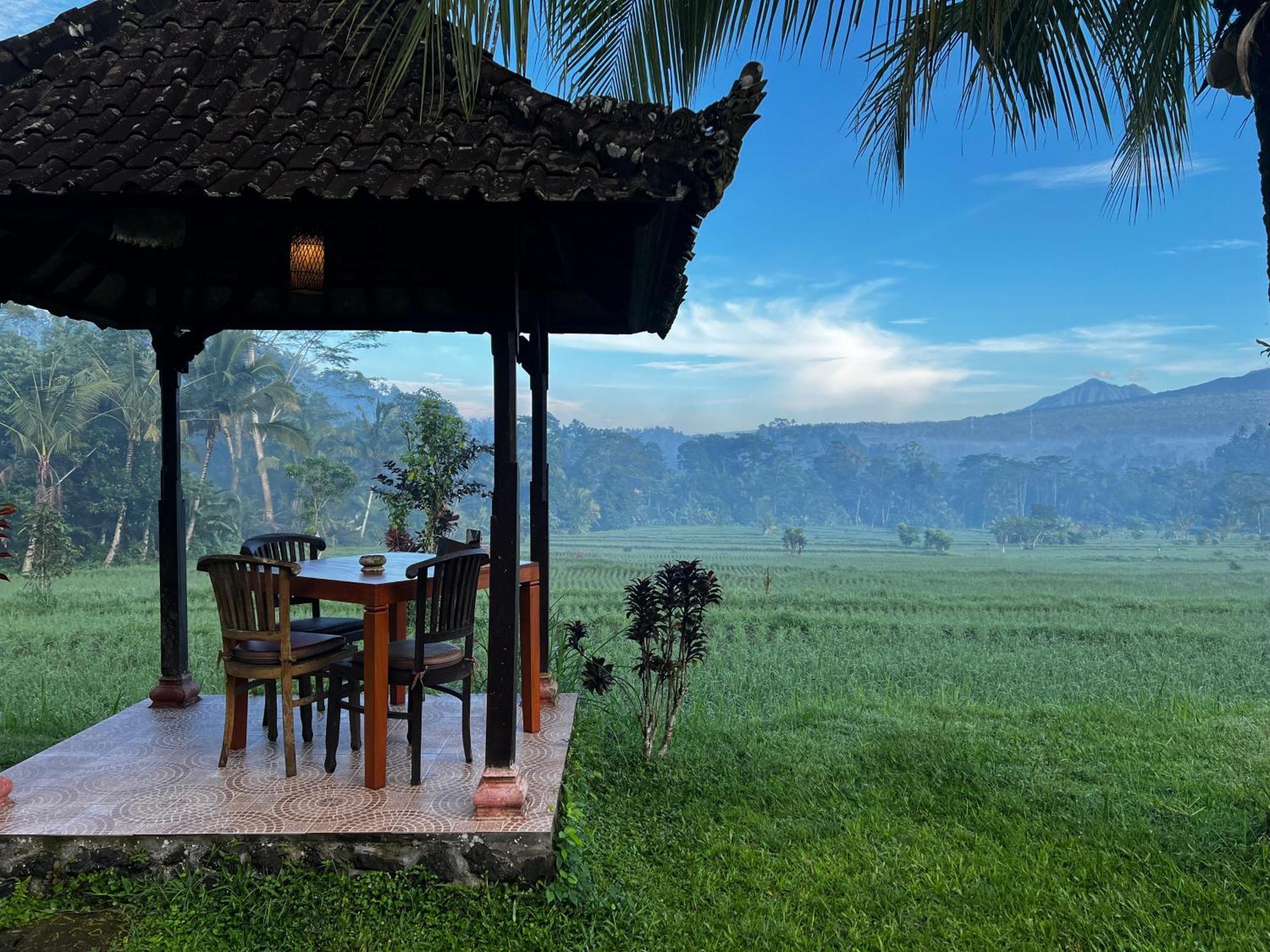 เกรเมาเท่นวิวส์วิลล่ารีสอร์ท Selat ภายนอก รูปภาพ